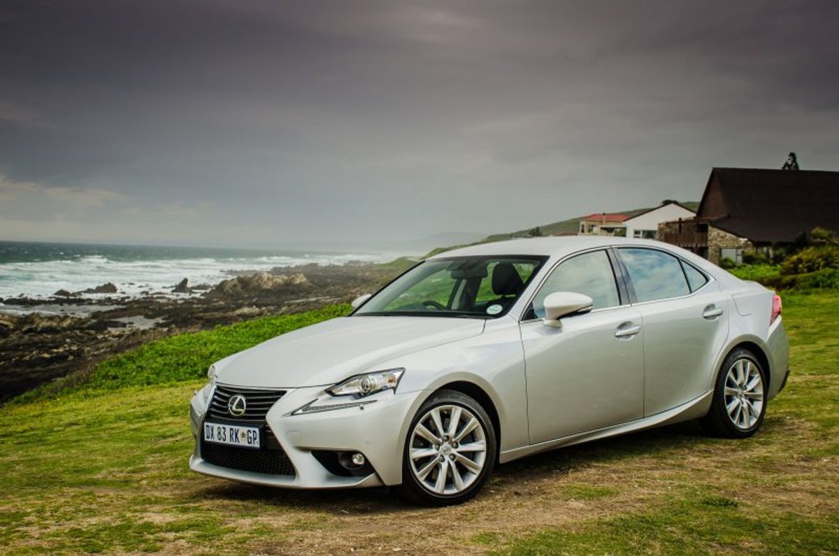Lexus IS 200t (2015) First Drive Cars.co.za